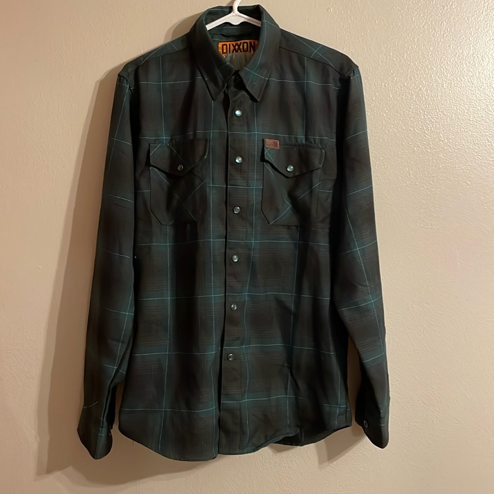 Men’s SMALL Dixxon Black Hills Flannel